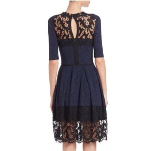 $3000 New OSCAR DE LA RENTA Navy Blue Black Lace Overlay Fit & Flare Dress